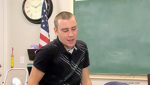 Hot for Homework: Prof Patrick Tempts Young Stud Justin in Steamy Gay Encounter – 18+