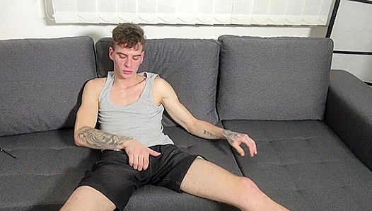 Flavio Fuels Passion With Roy — Intense Solo Session Moans – EastBoys 18+