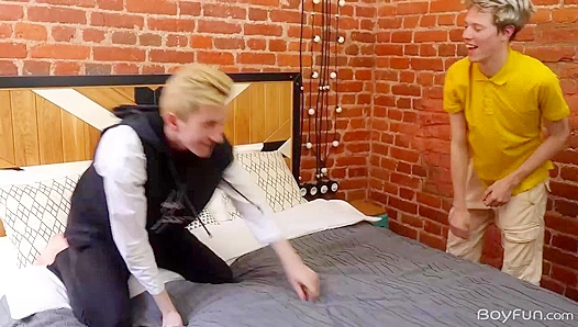 Blonde Twinks Ride Alpine Stud Abell Hard – Hot Gay XXX Action