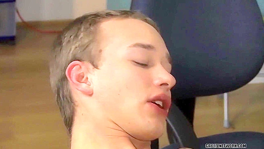Craving Heat: Alex Dade Takes J.T.s Thick Rod Hard — GayPornRush 18+