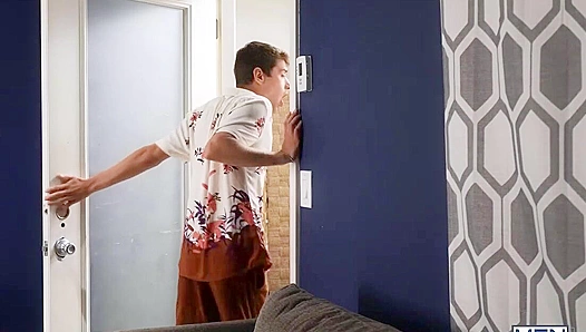 Joey Mills Spikey Dee Heat Up with Hot Auto-Fellatio Fun – 18+