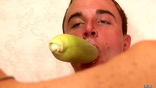 Jakes Hot Ride: Baring That Tight Ass for Glory – TinyGays 18+
