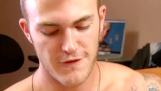Jakes Hot Ride: Baring That Tight Ass for Glory – TinyGays 18+