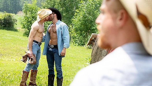 Rough Raw: Cowboy Duo Takes Wild Bareback Ride in Nature – 18+