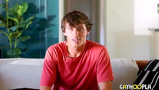 Pretty Boy Rick Johnson Spills Secrets in Sultry Slow-Mo Chat – GayHoopla 18+