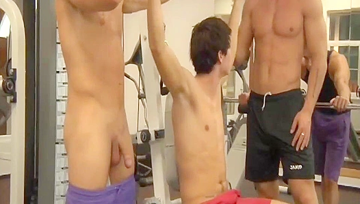 Mark Lee Brian Nash Ride Wild in Hot Gangbang Session – GayXXX