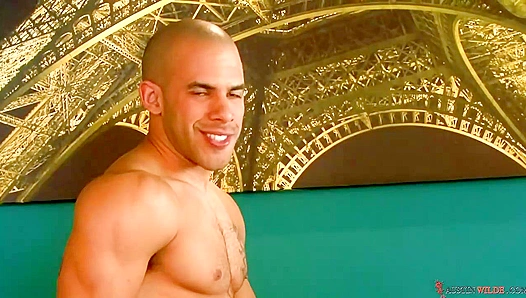 Austin Wilde Noah Brooks Heat Up Off-Camera — Wild Secret Encounter Unfolds