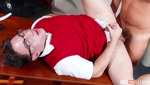Archie Paige Matheuz Henk Succumb to Priests Forbidden Foot Lust – YesFather 18+