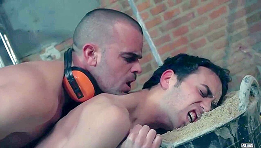 Foster Gags on Damiens Massive Hard cock – Wild Bareback Ride 18+