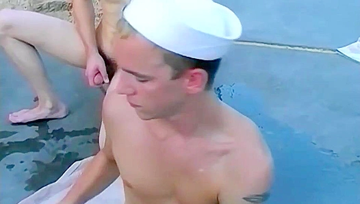 Hard Amateur Loads Deep Thrusting Lead to Messy Facial Creamshots – BeddableBoys