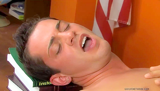 Skyler Bleu Kalob Bridge Heat Up Class With Steamy Gay Rendezvous – 18+