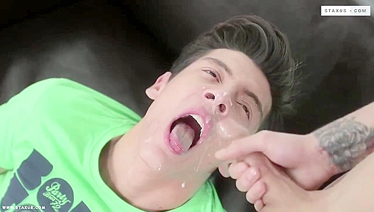 Andy Scott Titus Snow Go Hard: Raw Sex and Piss Play Action – GayXXX