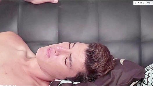 Fierce Rides Raw Passion: Aaron Shine Gets Fully Claimed by Finn Harper – GayXXX