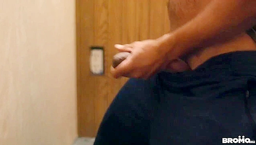 Bo Sinn Takes Control in Steamy Encounter With Milo Madera – Hot US Gay Drama