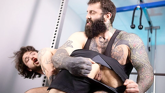 Steamy Locker Room Encounter: Tommy Tanner Markus Kage Fuel Gay Fire – 18+