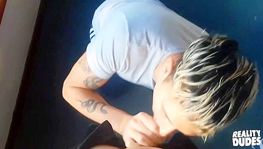 First-Time Pleasure: Curious Straight Guy Screams During Deep Anal Ride – RealityDudes