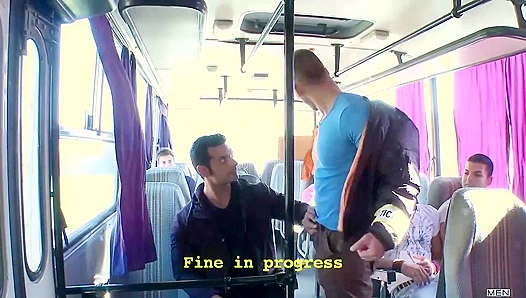Marcus Rhl Takes Gordon Baley Hardcore on Budapest Train – GayPornX