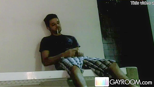 Kryz Perezs Steamy Public Tease Turns into Hot Solo Action – GayXXX