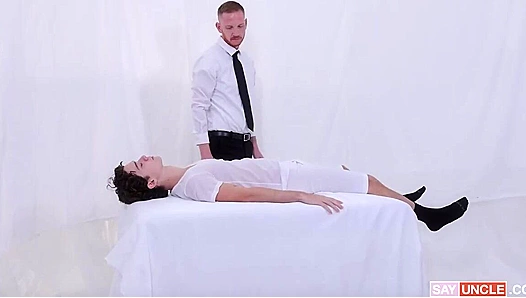 Divine Twinks Collide: Passionate Missionary Ride Deep Anal Pleasure – BrodySam (293754)