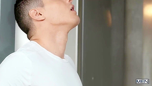 Horny Titans Collide: Matt Anders Bastian Karls Hot Gay Encounter – 18+
