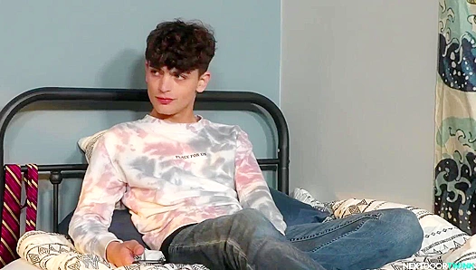 Neighbor Twink Fun: Gabe Harleys Steamy Three-Way Encounter – GayPornoHub 18+