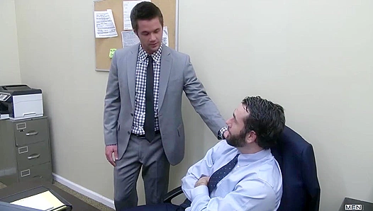 Steamy Office Encounter: Mike DeMarco Tyler Hunt Ignite Passion After Hours – 18+