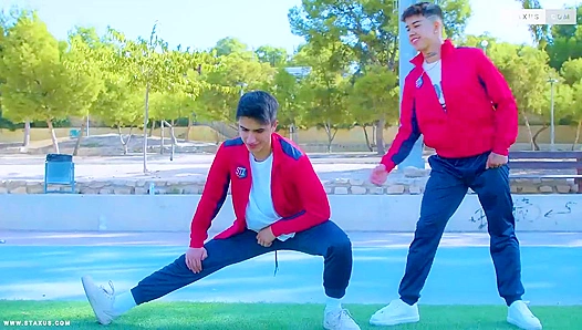 Curious Twinks Give In To Temptation – TimmyTreasure Behind-the-scenes Fun 18+