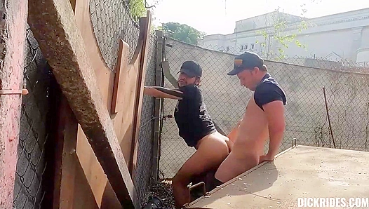 Jonas Matt Chiwi Goes Wild: Hot Outdoor Blowjob Action – HornyBlack 18+