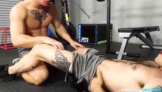 Hardbodied Heat: Dalton Andrews Steaming Hot Gym Hookup – NextDoor Originals