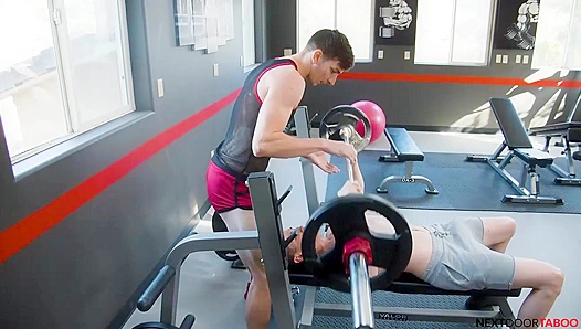 Jack Hunter Michael Jackman Get Wild in Hot Gym Encounter – Neighborly Desires