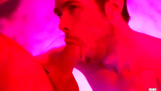 Diving Deep for Foamy Fun: Bobby Clark Spencer Fox Go Wild – Blowjob Madness 18+