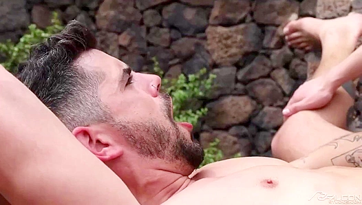 Explosive Encounter: Hot Austin Valentn Ignite Passionate Fire – NakedSword
