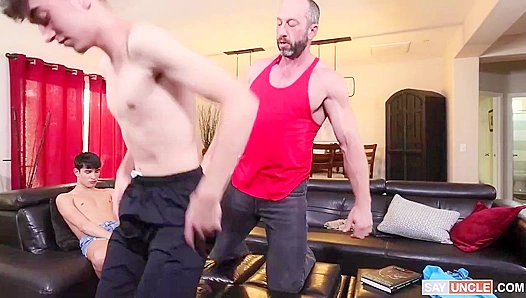 Steamy Stepbrother Massages: Rob Quin muscular Madison heat up fast –