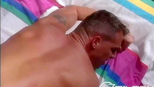 Steamy Showdown: Lee Patrick Takes the Heat Indoors for Hot Play – GayPornFun 18+