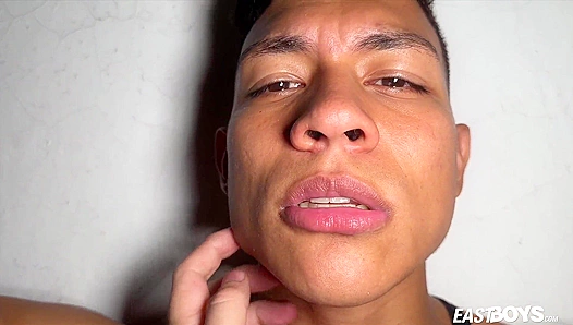 Alan Foxter Returns for a Second Round of Raw Passion – GayPornX 18+