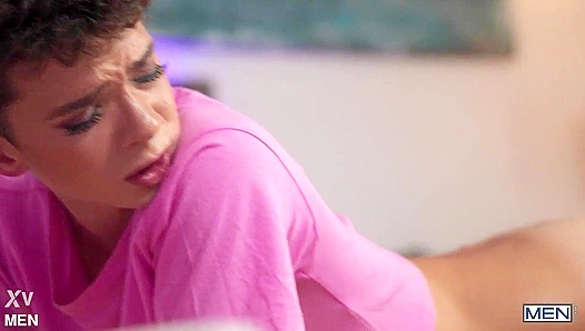 Femboy Dominates Hard: Steamy Gay Encounter with Drake Von Sam Ledger – 18+
