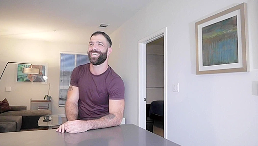 Massive Muscle StepDaddy Takes Control Riding Buck Naked on Horny Hairy Bottom — Happy