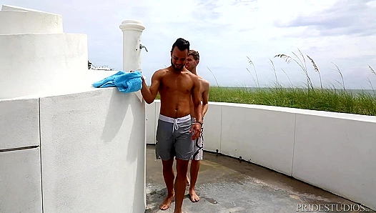 Beach Burned My Skin, But Craved Dylan Lucas Tight Hole – GayPornHub 18+