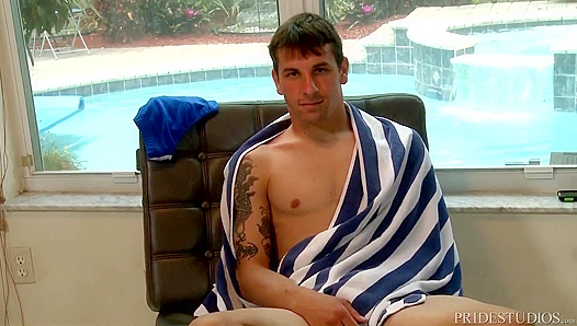 Hard Bodies, Tight Trunks — Raw Throbbing Dick Moves Exposed