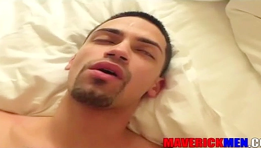 Hung Puerto Rican Studs Ignite Steamy Passions Under Moonlight – WildNightsGayPorn 18+