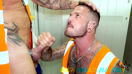 Craving Action: Hungry Guys Trade Blows in Gritty Restroom Rumble – GayXXX 18+