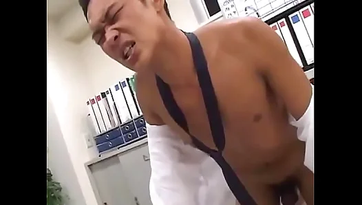 Asian Office stud Takes Aggressive Blowjob From Hung Coworker – 18+