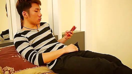 Oiled-Up Asian Twink Jerks Off Sensually – Hot Steamy Solo Action 18+