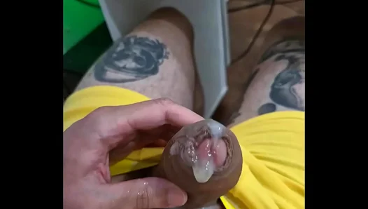 Hot Brazilian Dude Devours Cock in Juicy Solo Blowbang – XXXGayTube