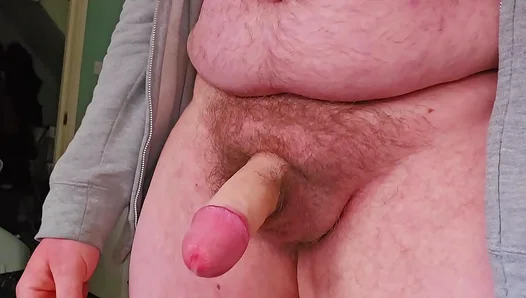 Chubby Hunk Jerks His Meaty Dick Then Cums Hard – XXXGayPorn 18+
