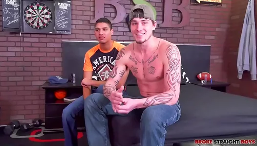 Hes Caged But Unstoppable — Sucking Like Never Before, Beating All Records – GayForPay