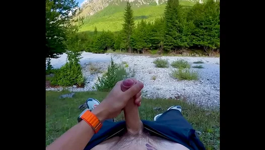 Tattooed Hunk Jerks Off Outdoors in Steamy Solo POV Glory – HotGayPorn4U