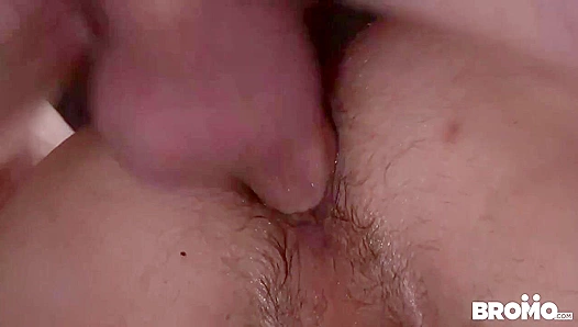 Jared Brenner Goes Raw: Hot Bareback Encounter in a Seedy Motel – 18+