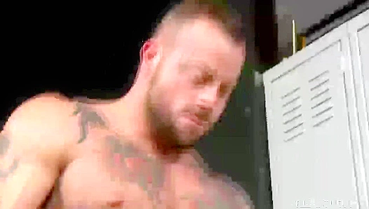 Intense Locker Room Heat: Sean Duran Bryce Evans Go Hard After Steamy Workout – 18+