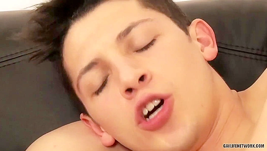 Bareback Passion: Danny Avier Claim Eager Young Twinks – 18+
